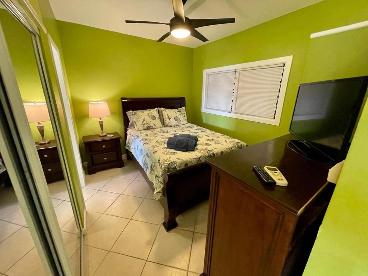 Amazing View 1 Bed1 Bath Villa On Red Hook Strip นาซาเร็ธ ภายนอก รูปภาพ