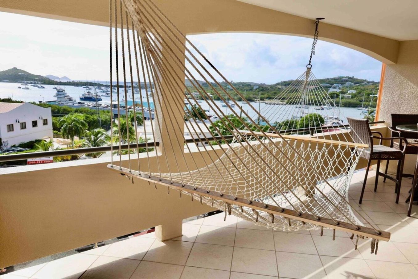 Amazing View 1 Bed1 Bath Villa On Red Hook Strip นาซาเร็ธ ภายนอก รูปภาพ